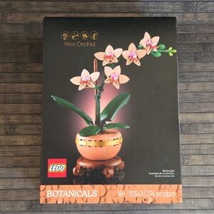 LEGO Botanicals Mini Orchid Set with Pink and Green Pre-Owned Complete